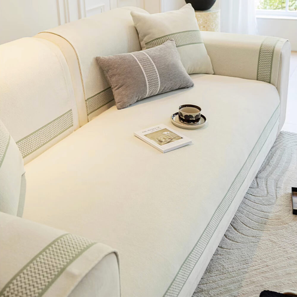 Chenille Jacquard Wide Edge Design Scratch-Resistant Luxe Couch Cover