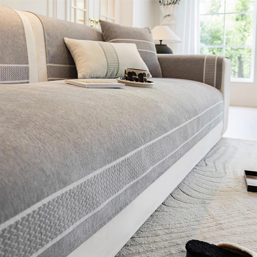 Chenille Jacquard Wide Edge Design Scratch-Resistant Luxe Couch Cover