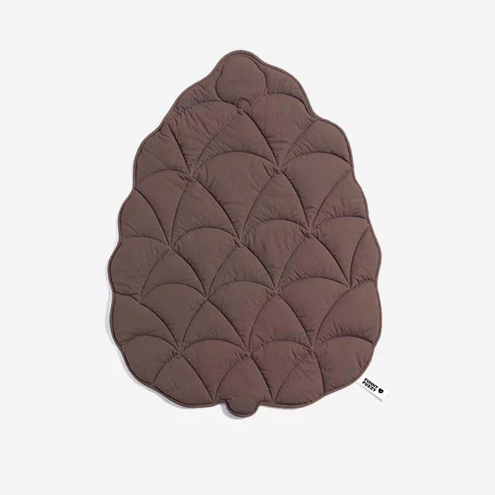 Cozy Fleece Dog Blanket | Soft Leaf-Shaped Design for Ultimate Comfort 10