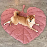 Cozy Fleece Dog Blanket | Soft Leaf-Shaped Design for Ultimate Comfort 2