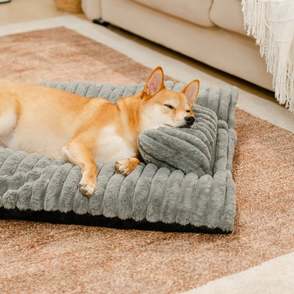 Dog's Plush Polyester Calming Bed | Thick Fluffy Comfort with Pillow 2