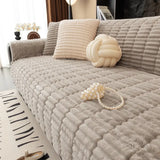 Waterproof One-Piece Cozy Flannel Sofa Protection Non-Slip Outdoor Silky Couch Cover