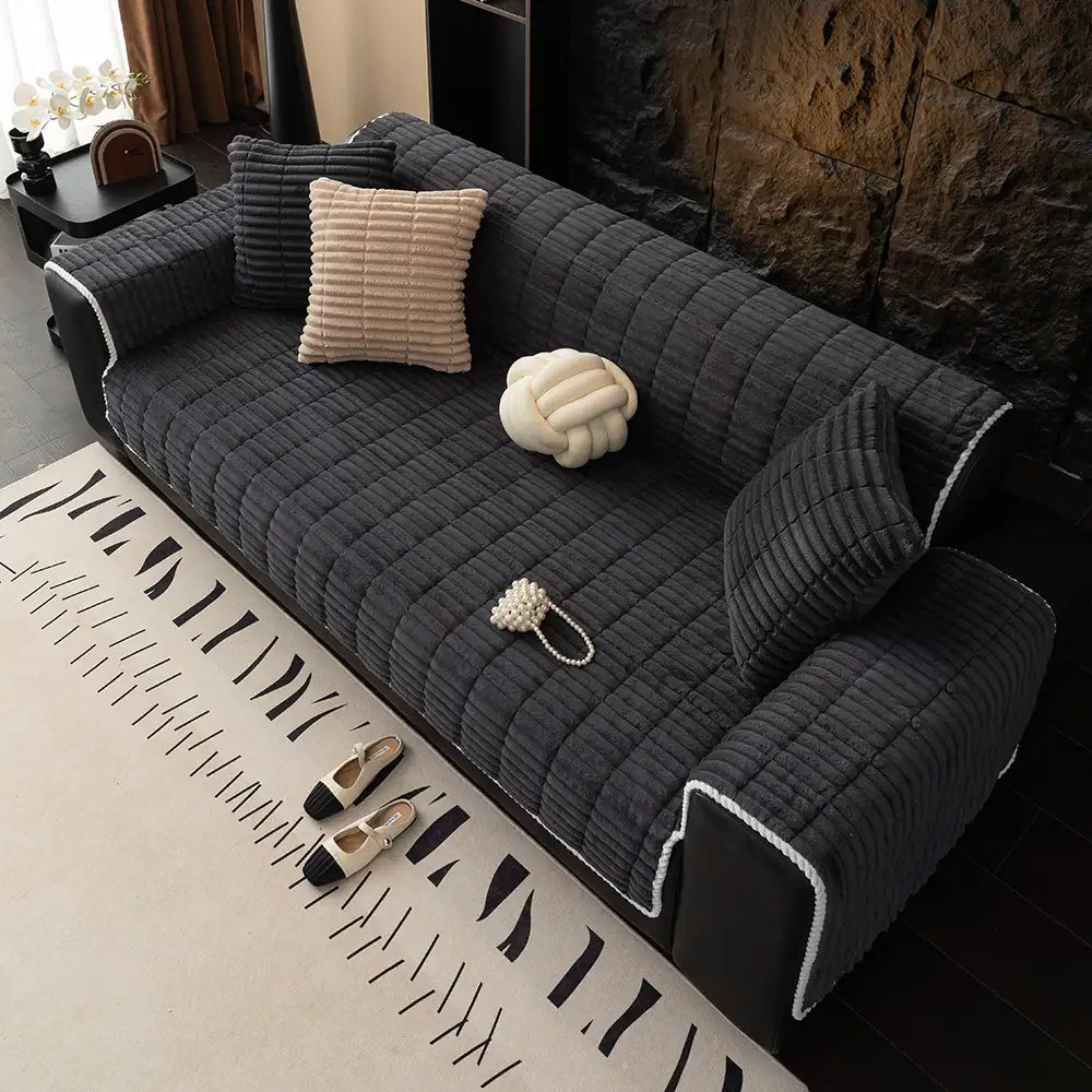 Waterproof One-Piece Cozy Flannel Sofa Protection Non-Slip Outdoor Silky Couch Cover