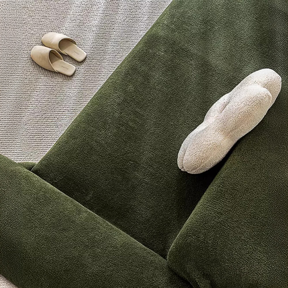 Soft Plush Water-resistant Multi-Purpose Furniture Protection All-Season Couch Cover