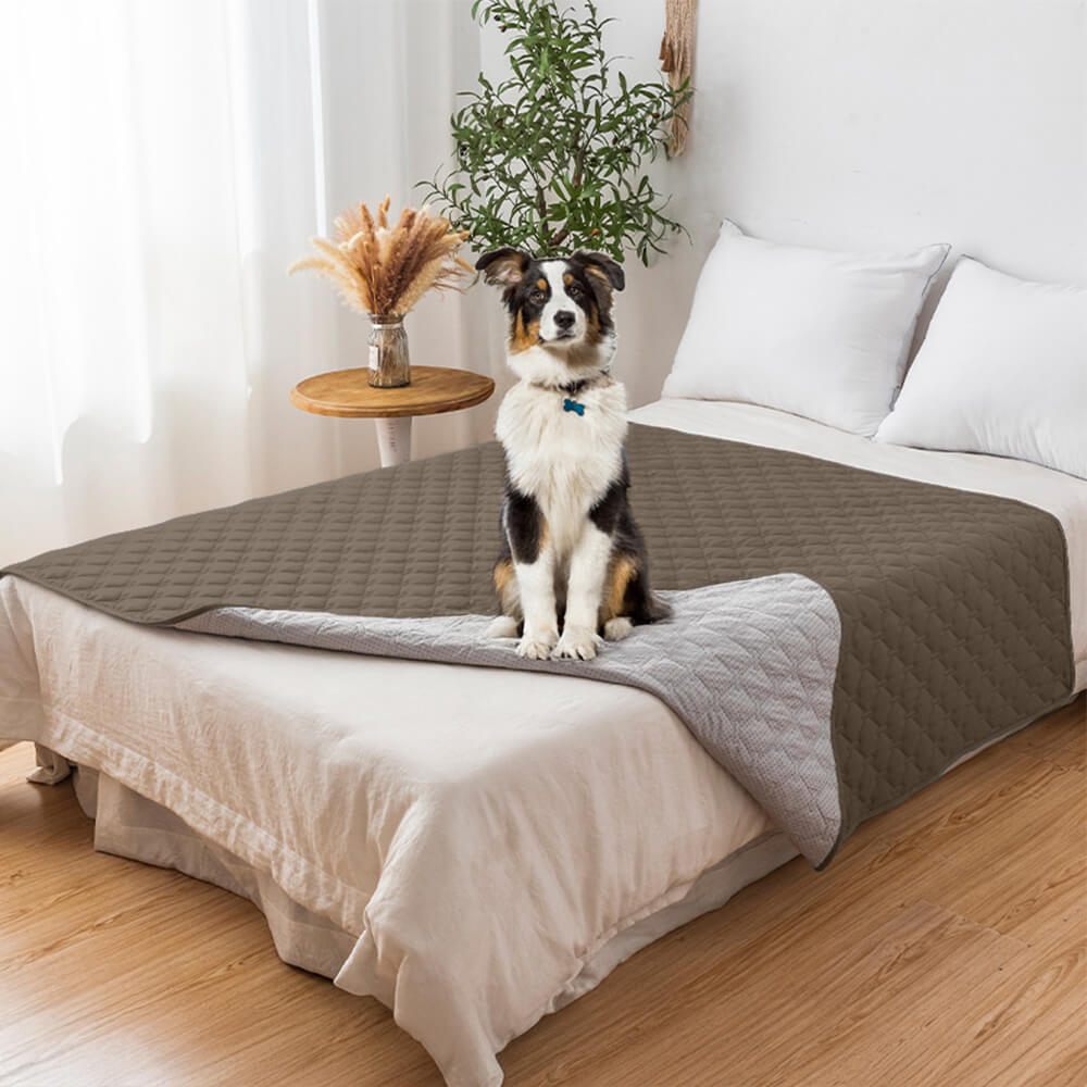 Waterproof & Non-Slip Diamond Quilted Pet Plush Couch Cover – Stylish Protection for Furniture