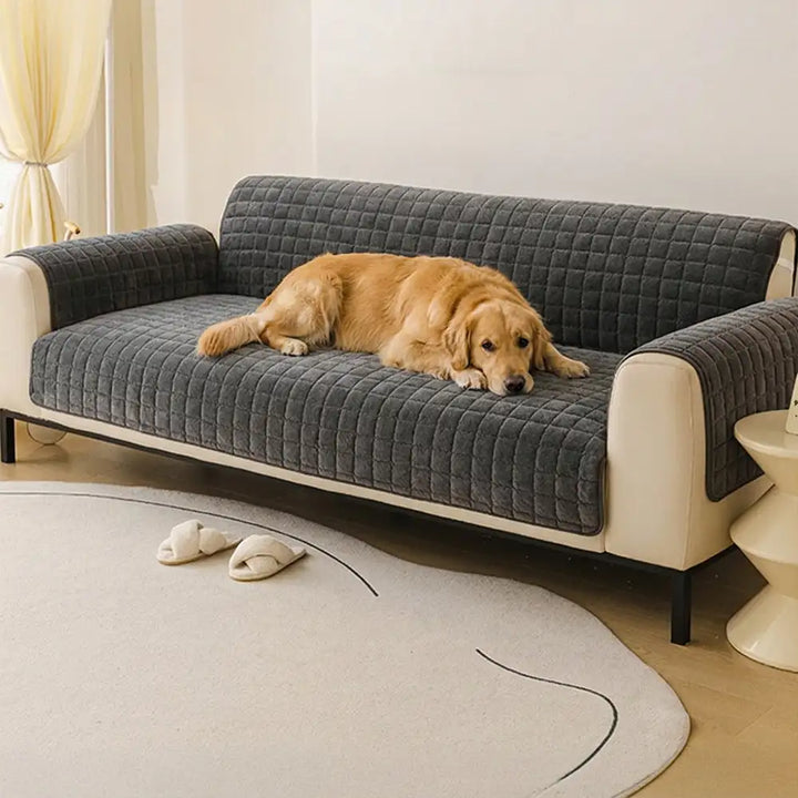 One-Piece Soft Pet-Friendly Short Plush Sofa Protection Non-Slip Snug Couch Cover