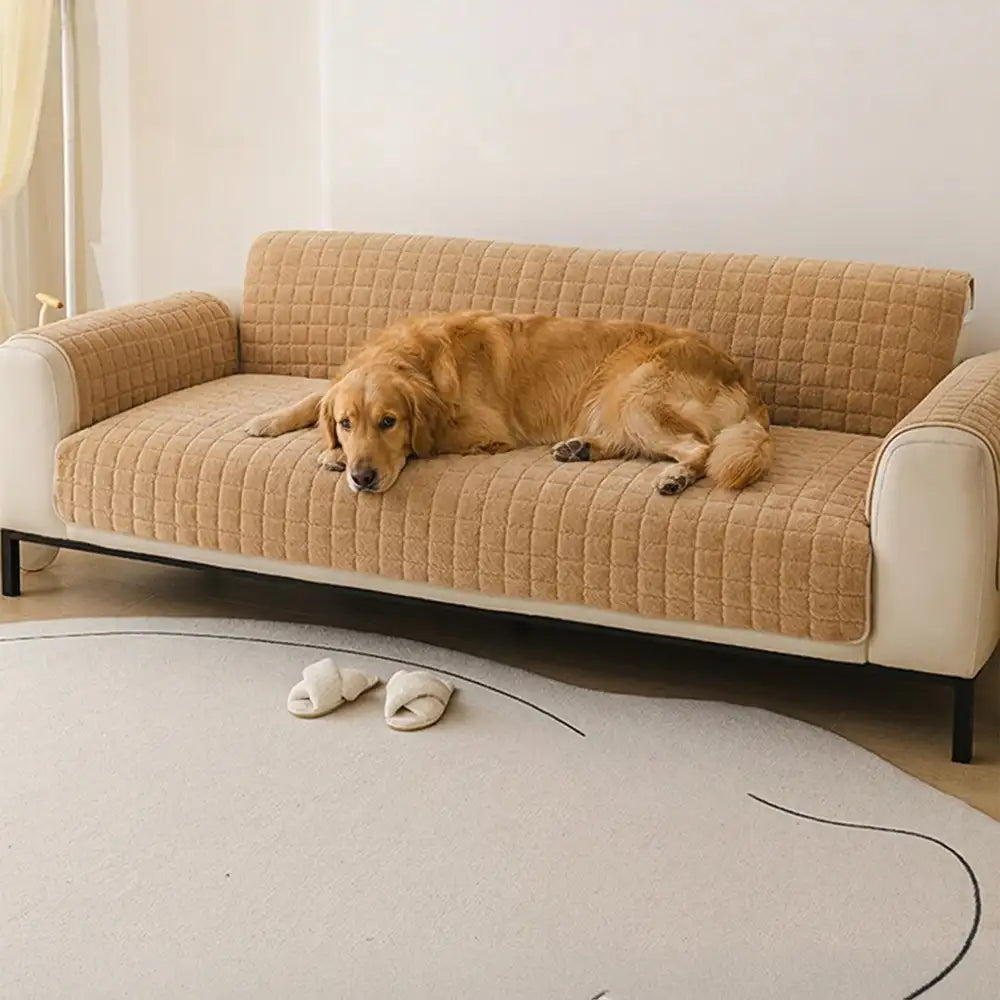 One-Piece Soft Pet-Friendly Short Plush Sofa Protection Non-Slip Snug Couch Cover