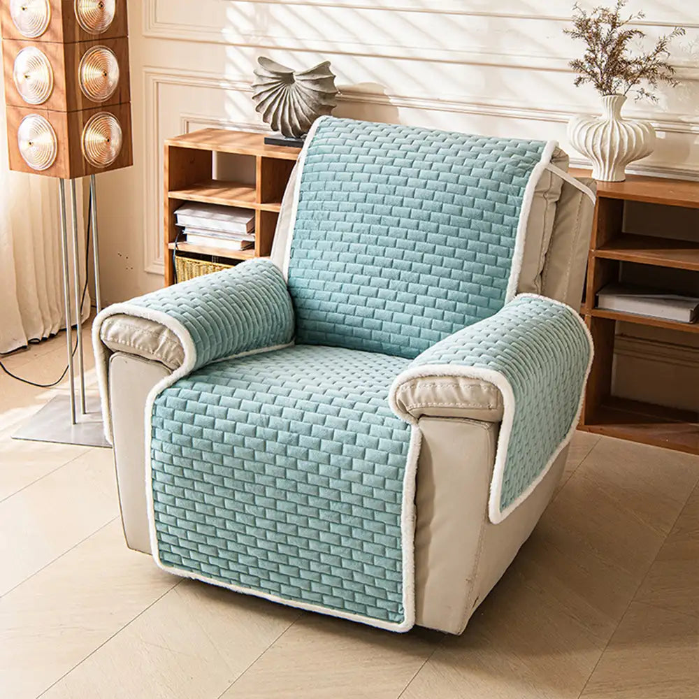 One-Piece Plush Scratch-Resistant Large Deluxe Couch Covers with Elastic Straps