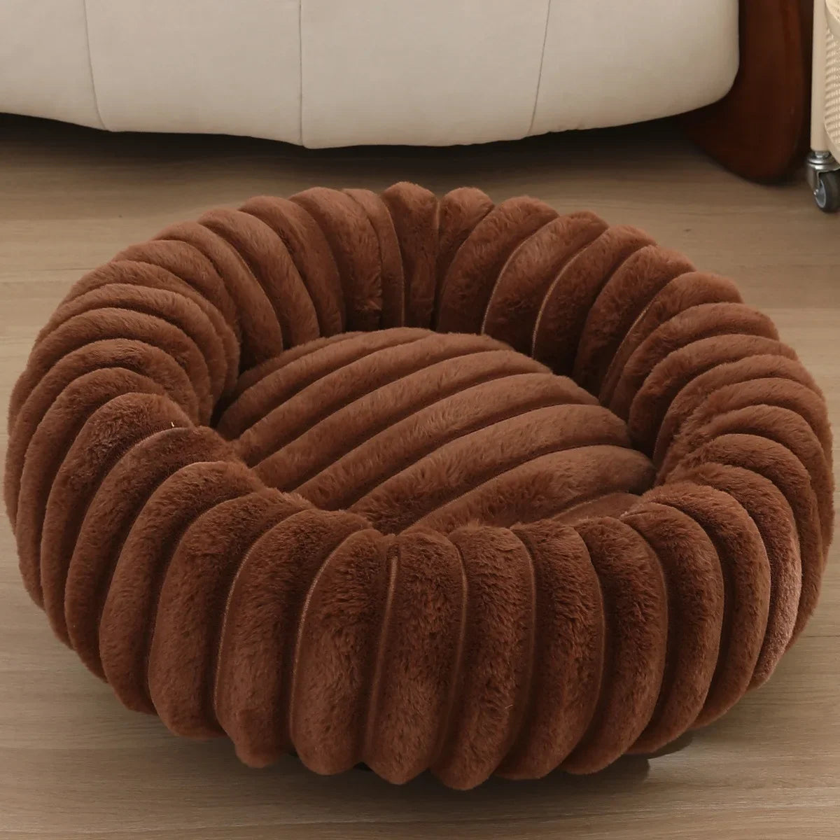 Round Plush Pet Bed | Super-Soft Long-Pile Winter Bed for Cats and Dogs