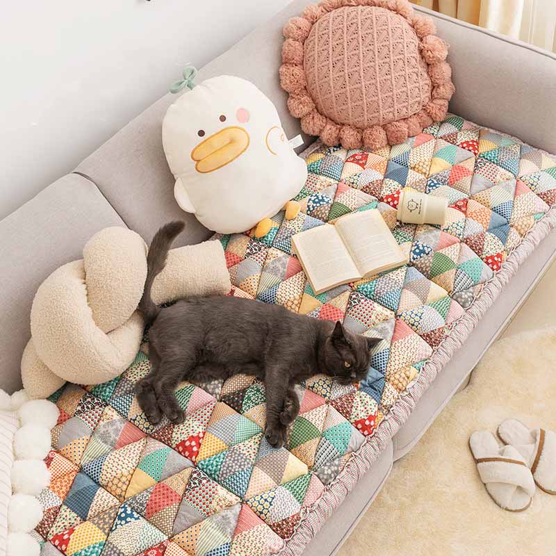 Garden Chic Cotton Protective Cozy Couch Cover