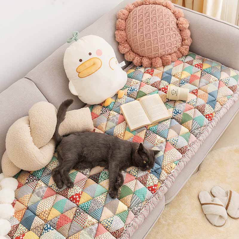 Garden Chic Cotton Protective Cozy Couch Cover