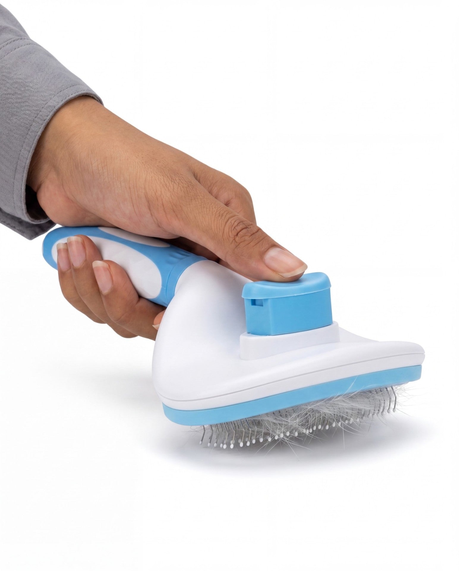 Slicker Brush self-cleaning
